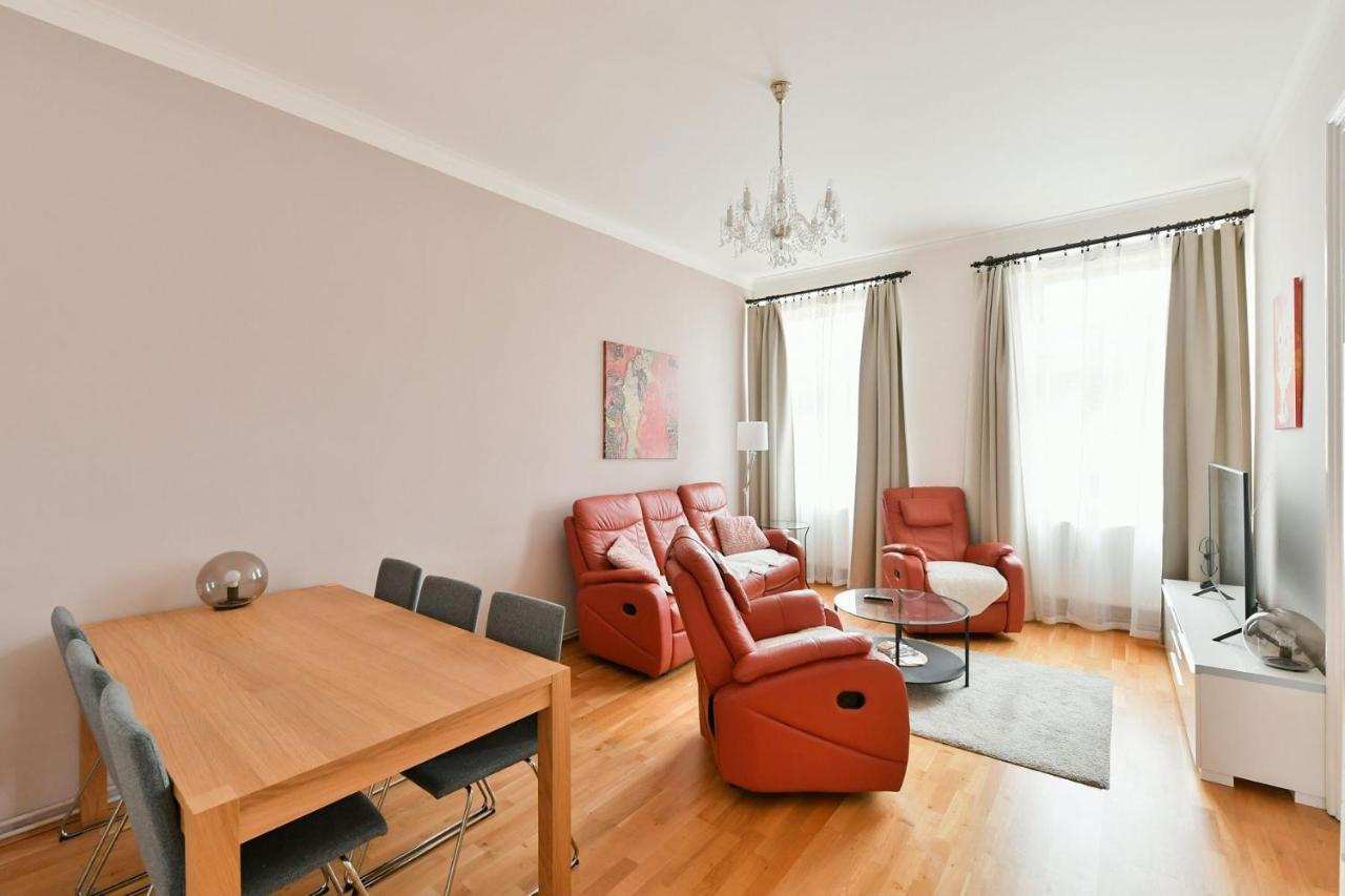 Stylish In The Heart Of The Old Town Apartament Praga
